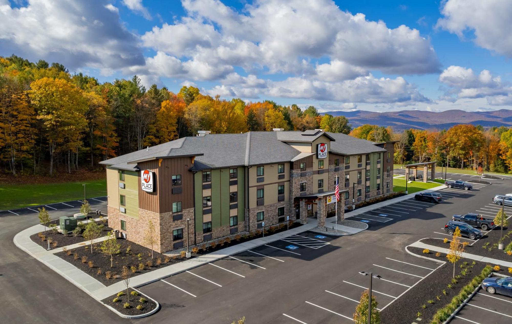 My Place Hotel-Randolph, Vt Luaran gambar